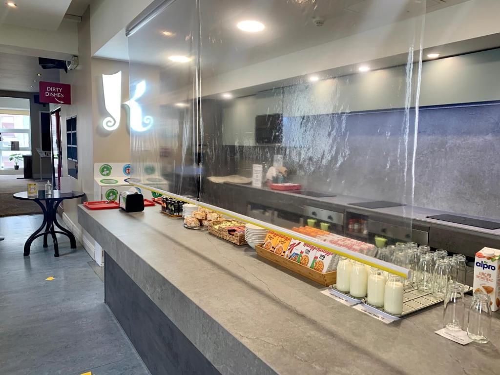 Хостелы Kinlay House Eyre Square Hostel Голуэй