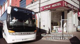 Хостелы Kinlay House Eyre Square Hostel Голуэй Кровать в общем номере для мужчин и женщин с 8 кроватями и общей ванной комнатой-17